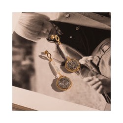 Aretes Aerin